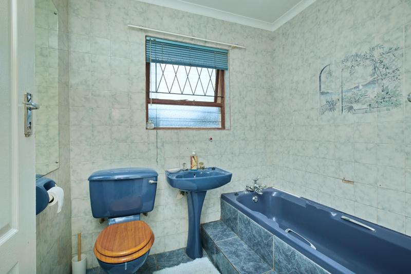 3 Bedroom Property for Sale in Booysens Park Eastern Cape